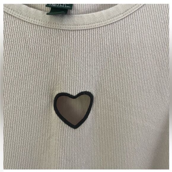 Beige Heart Tank Top with heart cut WILD FABLE - Picture 3 of 3